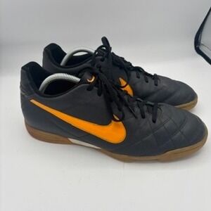 Nike Davinho Indoor Soccer Shoes Women Sz 11 Black Orange Athletic Blokecore